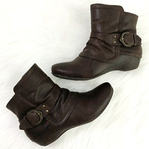 Chelsie MORELAND booties - size 6.5